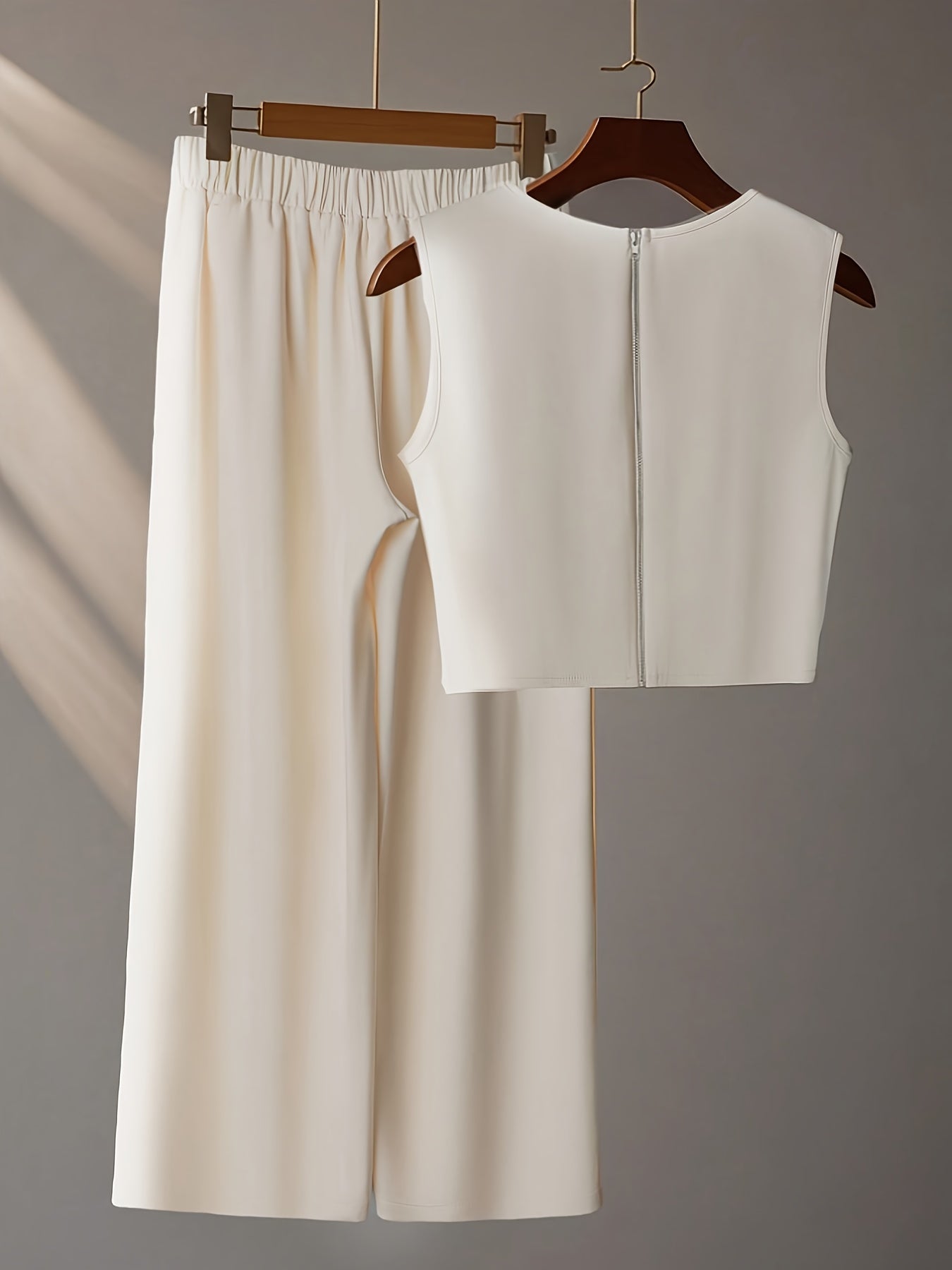 Stylish and modern casual two-piece outfit set